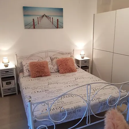 Apartment Raspovic - Kristina & Nina *